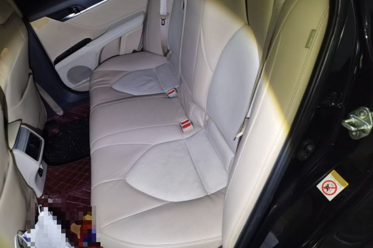 Used Toyota Camry 2018 Dual-Engine 2.5 HG Luxury Edition Left Rear Seat