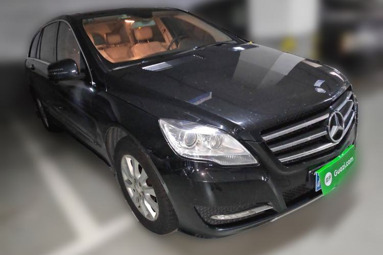 Used Mercedes-Benz R-Class 2010 R 350 L 4MATIC Front Right 45 Deg