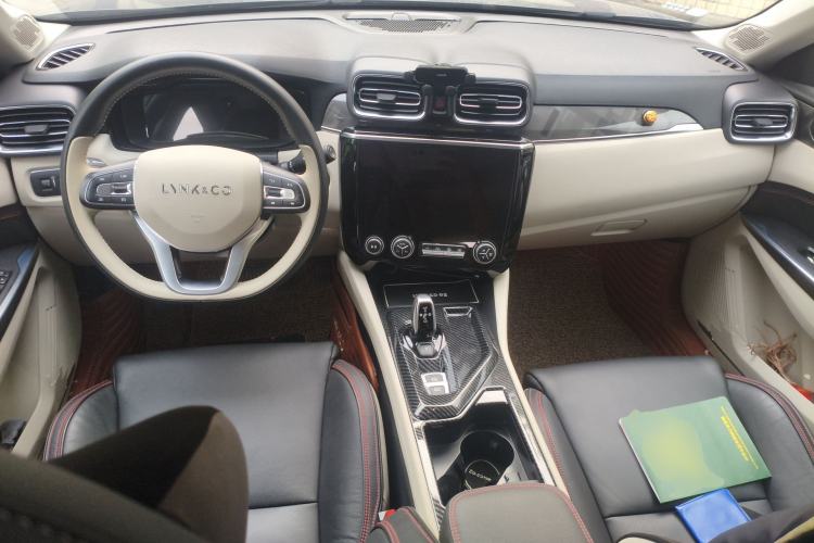 Used Lynk & Co 02 2019 1.5T DCT Two-Wheel Drive Shine Pro Edition China VI Standard
