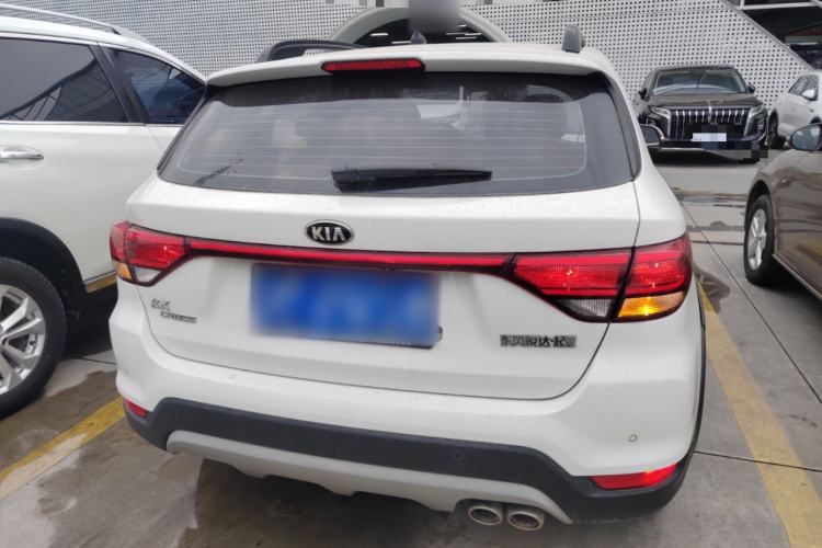 Used Kia KX Cross 2017 1.4L MT GLS