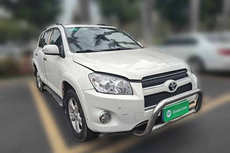 Used Toyota RAV4 2011 2.0L Automatic Luxury Edition
