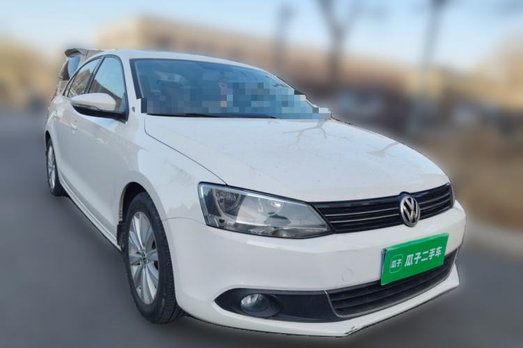 Used Volkswagen Sagitar 2014 1.6L Manual Comfort Model Front Right 45 Deg