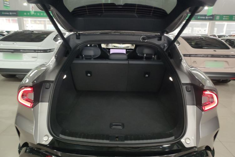 Used Xiaomi Auto YU7 2025 Ultra-Long Range High-Performance All-Wheel-Drive Max Edition