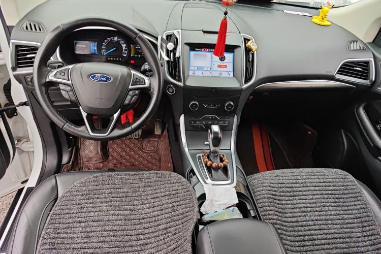 Used Ford Edge 2018 EcoBoost 245 Two-Wheel-Drive Titanium 7-Seater China V Standard
