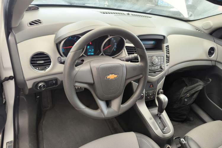 Used Chevrolet Cruze 2014 1.6L SL Millionth Anniversary Edition AT