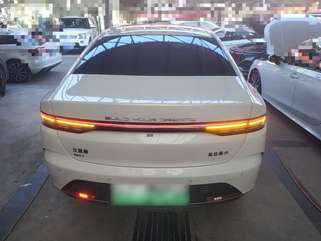BYD Destroyer 05 2024 HONOR Edition DM-i 55KM Luxury Model — снимка 5