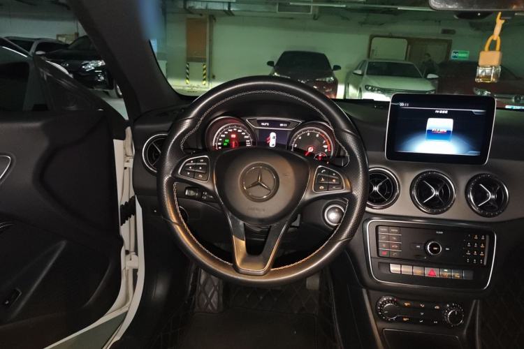 Used Mercedes-Benz CLA 2018 CLA 200 Style Edition Steering Wheel