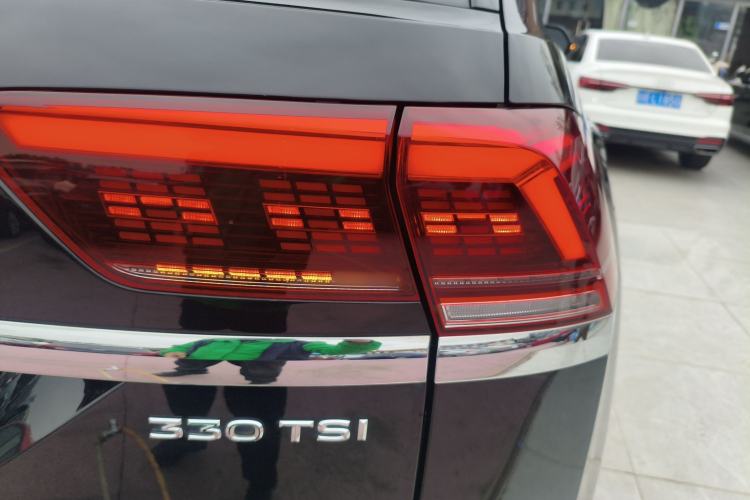 Used Volkswagen Teramont X 2019 330TSI Two-Wheel-Drive Prestige Luxury Edition