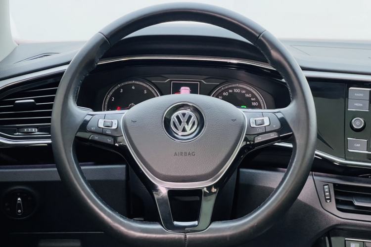 Used Volkswagen Tayron 2019 330TSI Two-Wheel-Drive Luxury Version China V Emission Standard