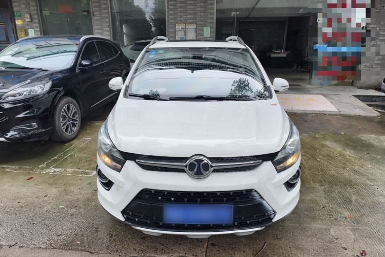 Used BAIC Senova X25 2015 1.5L Automatic Elite Model
