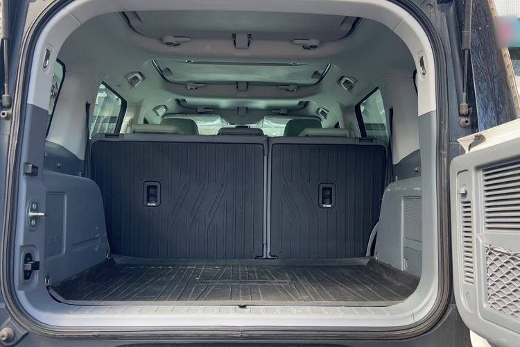 Used BAIC Off-Road BJ40 2024 2.0T All-New Blade Hero Edition Climber Interior 5