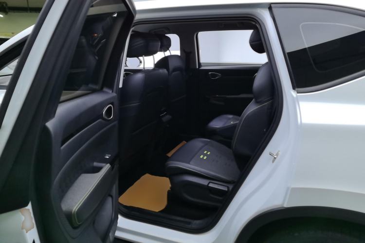 Used Baojun RM-5 2019 1.5T Manual Elite Version with 24-Hour Online Service 6 Seats