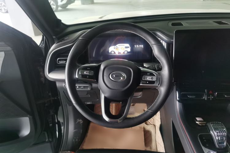 Used GAC Trumpchi GS8 2022 Linghang Series 2.0 TGDI Two-Wheel Drive Luxury Smart Connectivity Version (6 Seats) Steering Wheel