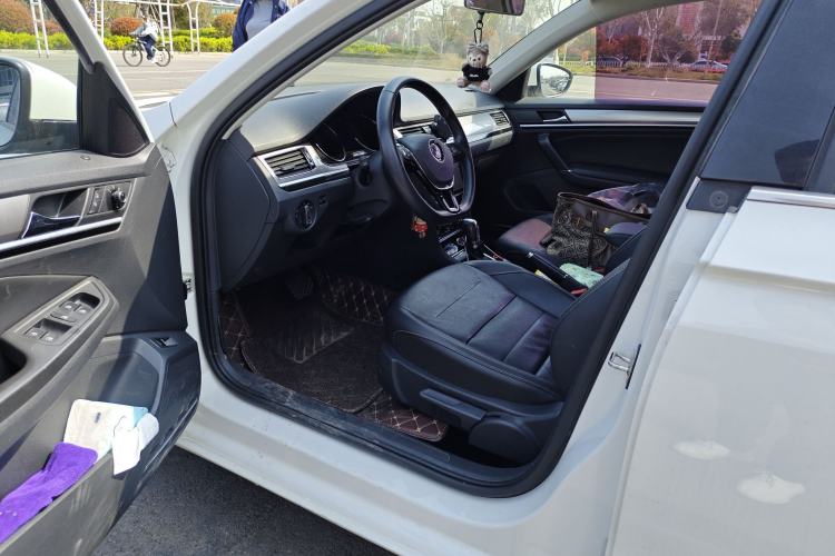 Used Volkswagen Bora 2018 1.5L Automatic Comfort Model Driver Seat