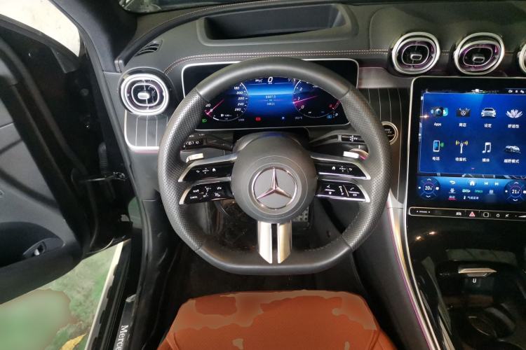 Used Mercedes-Benz GLC 2024 GLC 300 L 4MATIC Luxury Model 5 Seats
