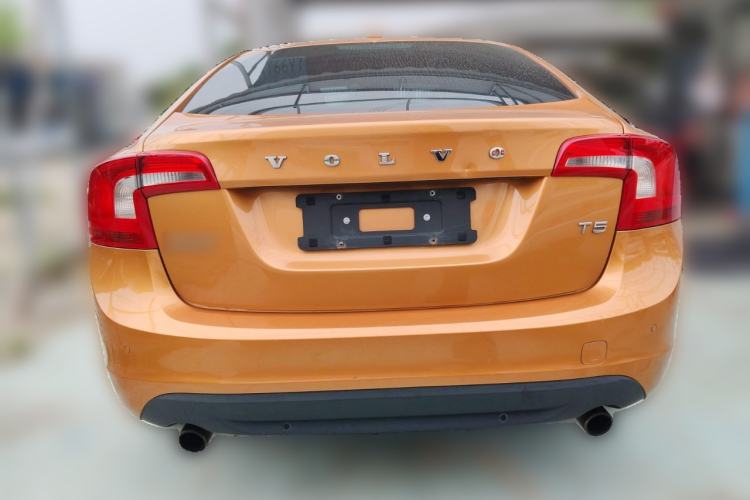 Used Volvo S60 2013 T5 Comfort Edition