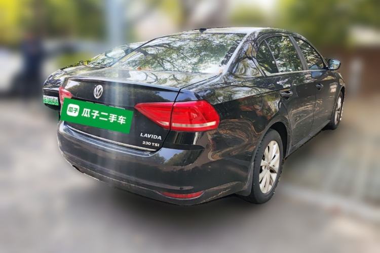 Used Volkswagen Lavida 2015 230TSI DSG Comfort Edition
