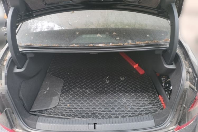 Used Volkswagen Passat New Energy 2022 430 PHEV Hybrid Luxury Edition Trunk