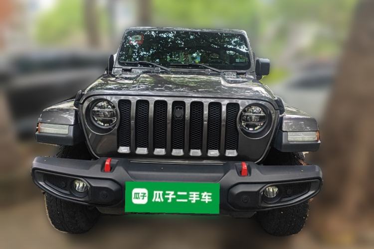 Used Jeep Wrangler 2019 2.0T Sahara Four-Door Version China VI Emission Standard
