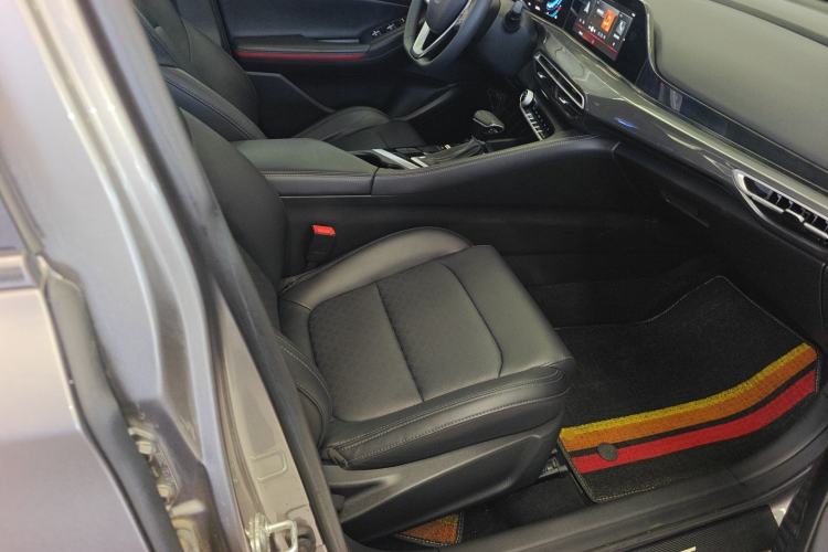 Used CHANGAN Eado 2020 PLUS 1.6L GDI Automatic Luxury Model
