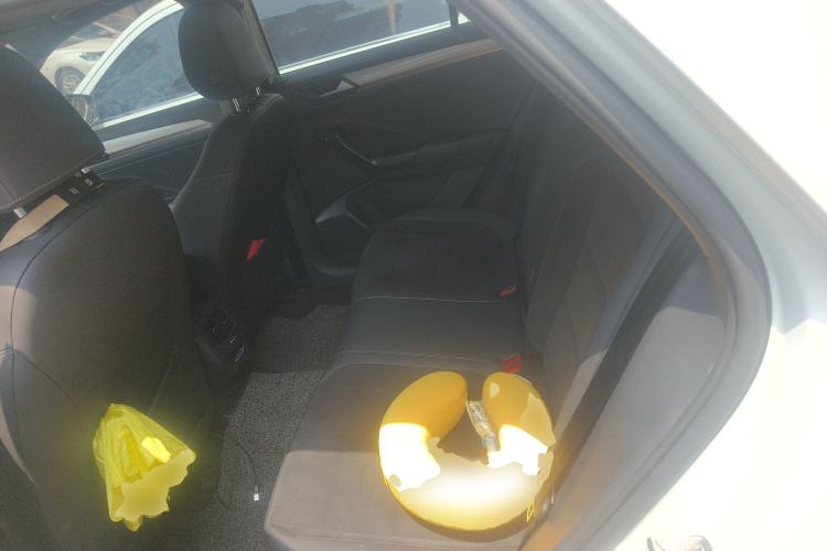 Used Volkswagen T-ROC 2022 280TSI DSG Two-Wheel Drive R-Line Pro PLUS
