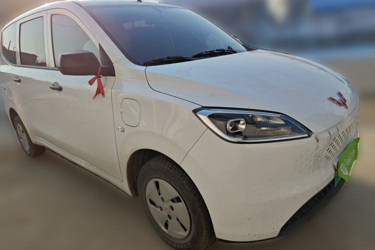 Used Wuling Hongguang New Energy 2025 Extended-Range Hybrid 50 km Standard Version