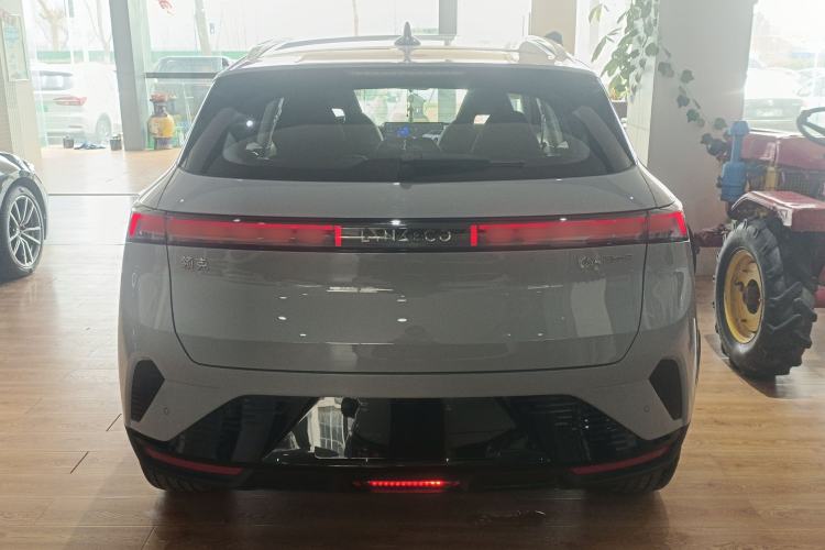 Used Lynk & Co 06 EM-P 2025 EM-P 126 Long-Range Halo