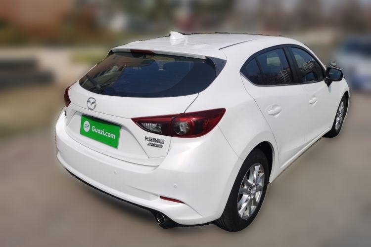 Used Mazda 3 Axela 2019 Cloud-Controlled Edition Hatchback 1.5L Automatic Luxury Model China VI Standard
