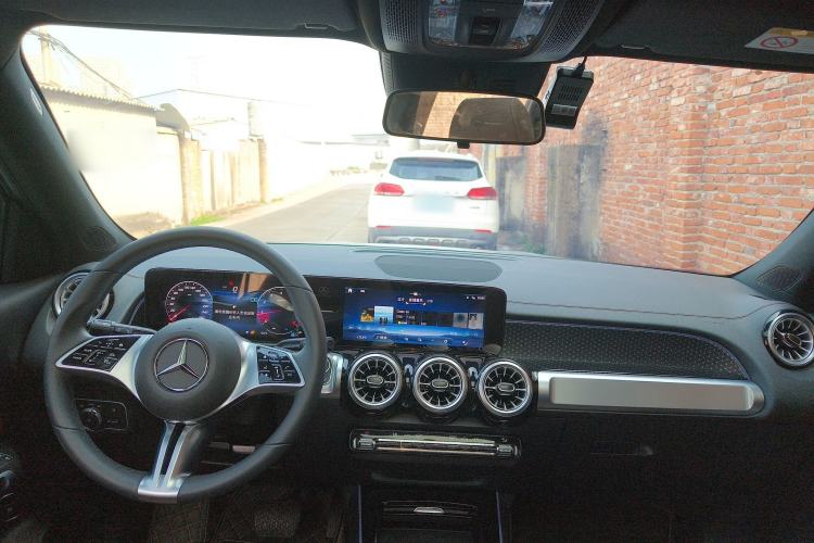 Used Mercedes-Benz GLB 2024 Refresh GLB 220 Dynamic Edition