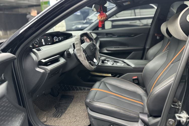 Used CHANGAN UNI-V 2024 1.5T Prestige Edition Interior 3