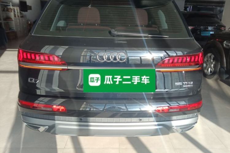 Used Audi Q7 2022 55 TFSI quattro S line Sport model