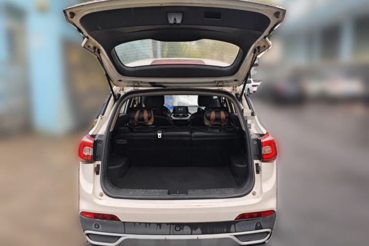 Used Baojun 510 2017 1.5L Manual Fashion Model
