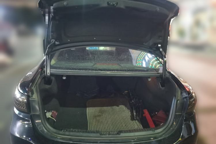 Used Mazda Atenza 2014 2.5L Blue Sky Prestige Edition Trunk