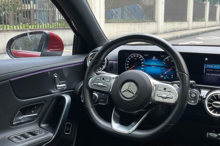 Used Mercedes-Benz A-Class 2020 Restyled A 200 L Sport Sedan Fashion Version
