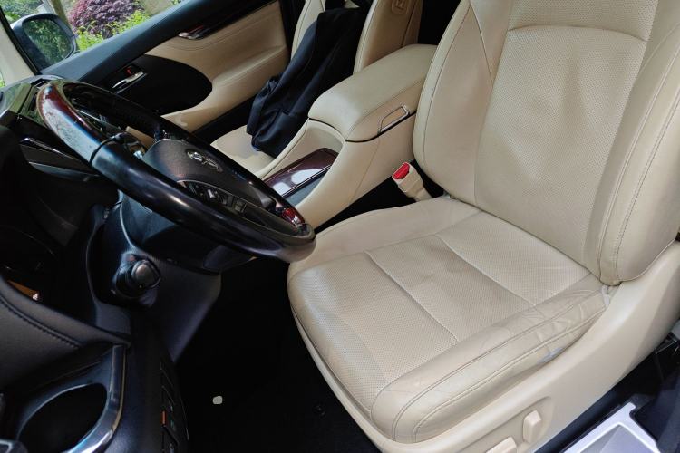Used Toyota Alphard 2015 3.5L Luxury Edition Left Front Seat