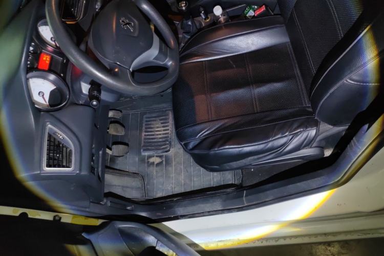 Used Peugeot 308 2012 1.6L Manual YouShang Edition
