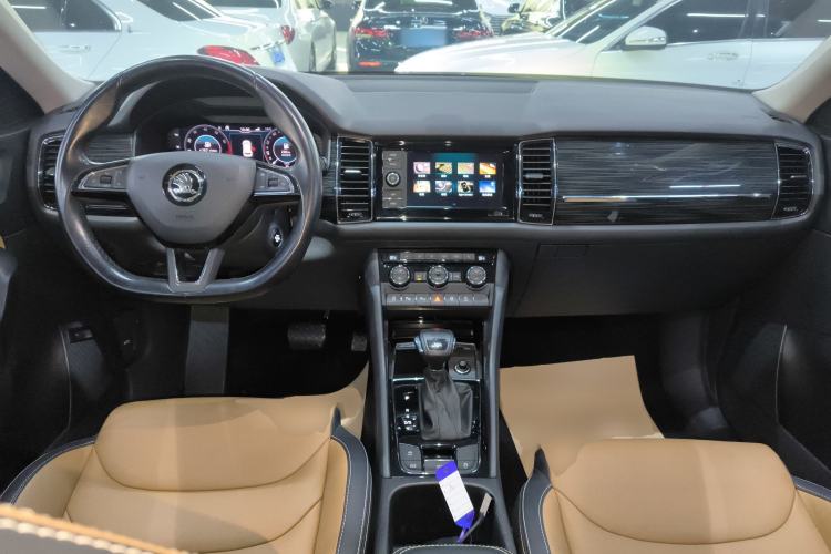 Used Skoda Kodiaq GT 2019 TSI330 Two-Wheel-Drive Luxury Edition China VI Standard Center Console