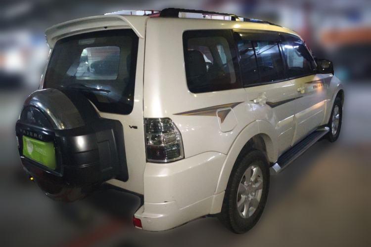 Used Mitsubishi Pajero 2018 3.0L Automatic Standard Edition