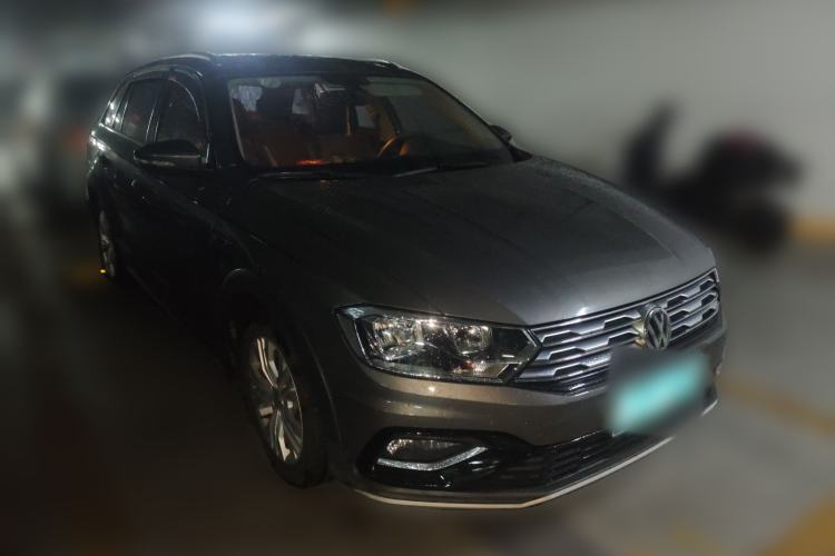 Used Volkswagen C-TREK 2017 230TSI DSG Comfort Version