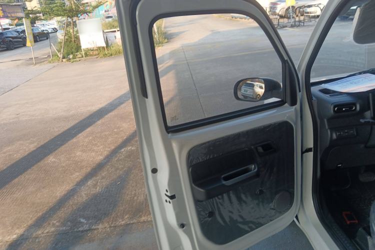 Used Wuling Zhiguang New Energy 2025 Comfort Model