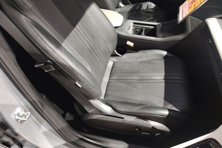 Used Geely Galaxy L7 2024 1.5T 115 km PLUS Dragon Edition
