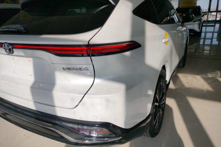 Used Toyota Venza 2023 2.0L CVT Two-Wheel Drive Prestige Version
