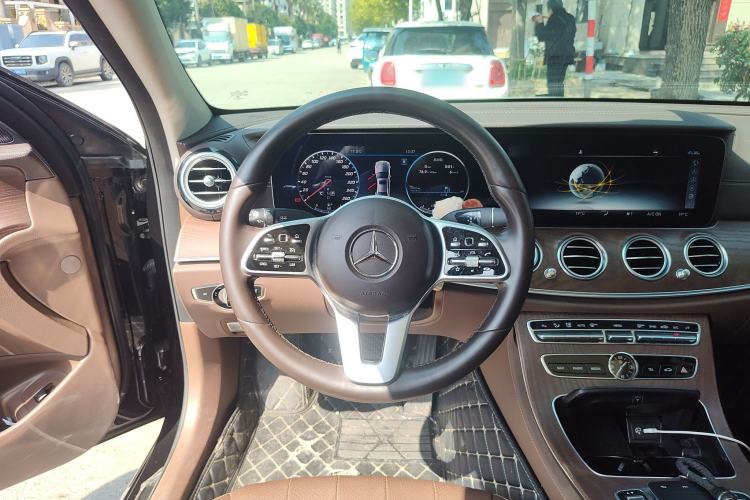 Used Mercedes-Benz E-Class 2019 Restyled E 300 L Luxury Edition
