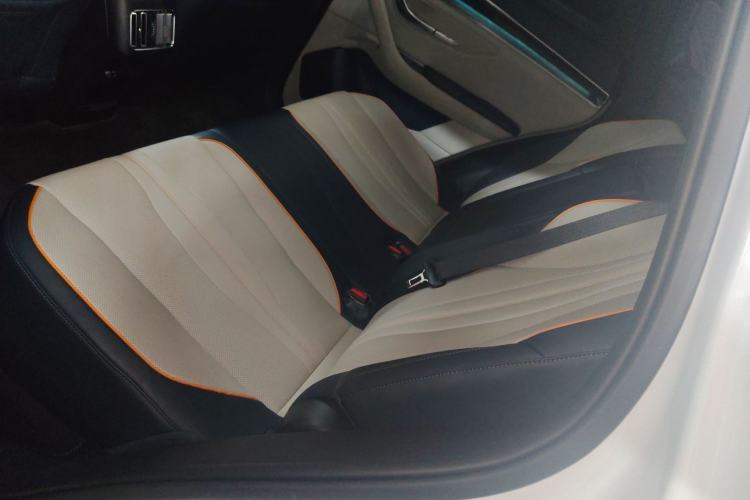 Used BYD Song PLUS New Energy 2023 Champion Edition DM-i 110KM Flagship PLUS Left Rear Seat