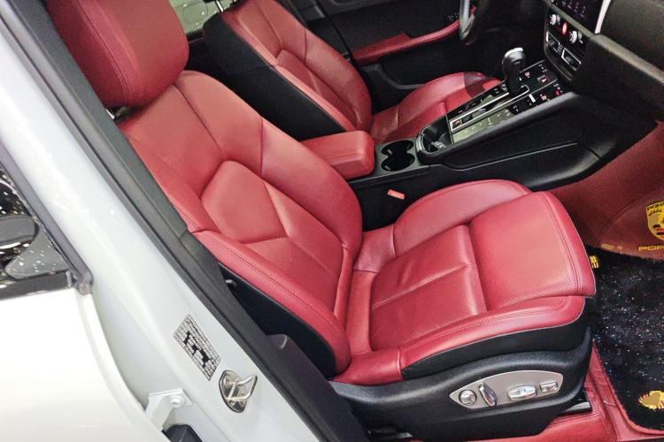 Used Porsche Macan 2023 Macan 2.0T
