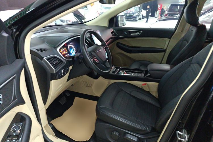 Used Ford Edge 2020 EcoBoost 245 Two-Wheel-Drive Titanium 5-Seater
