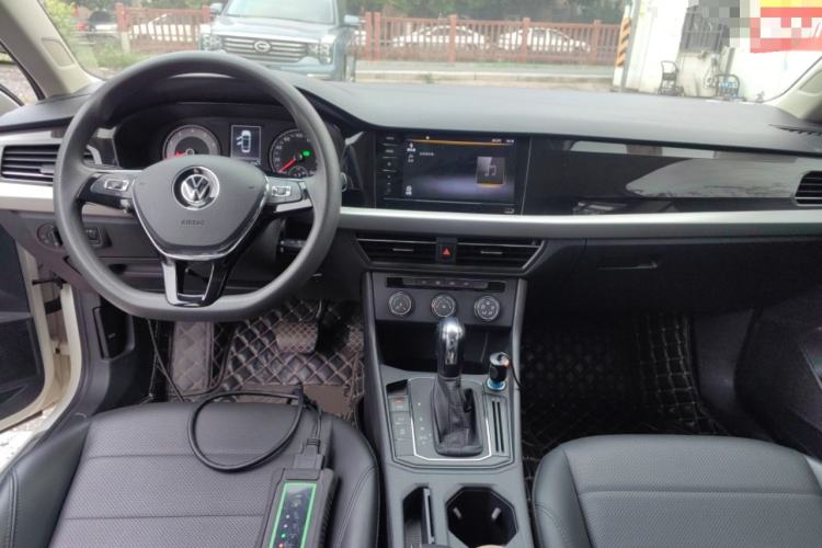 Used Volkswagen Lavida 2021 1.5L Automatic Comfort Edition Center Console