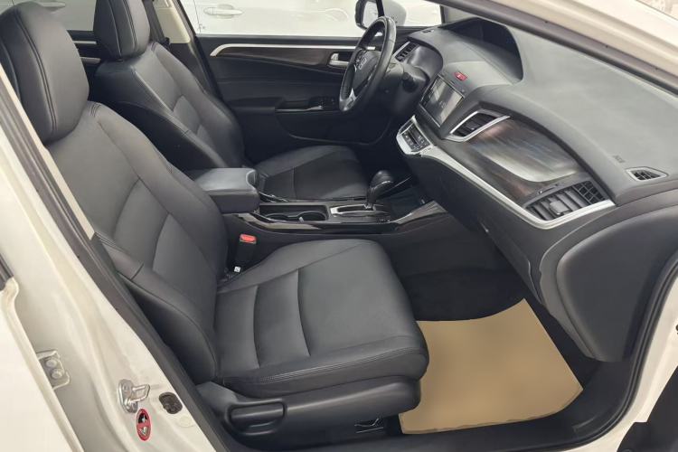 Used Honda Jade 2017 210 TURBO CVT Luxury Edition 5 Seats
