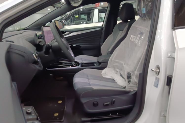 Used Volkswagen ID.4 CROZZ 2025 Pure Edition