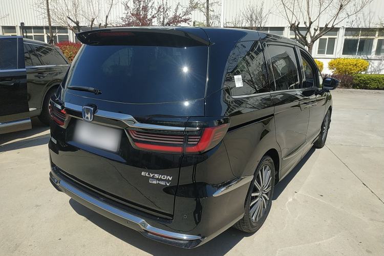 Used Honda Elysion 2022 2.0L eHEV Luxury First Edition
